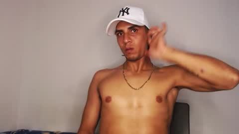 Snapshot of monkey_uchiha77 chatting on December 20, 2025, 4:52 am simon dice online show from December 20, 2025, 4:52 am