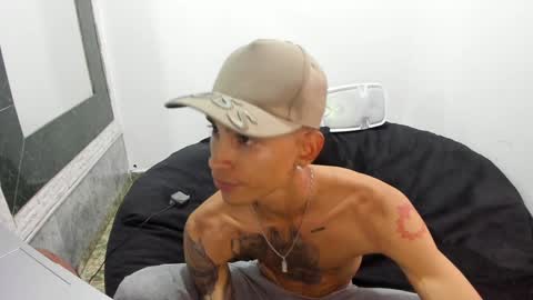 Snapshot of monkeyd_66 chatting on January 26, 2025, 3:38 am monkeyd_66 online show from January 26, 2025, 3:38 am