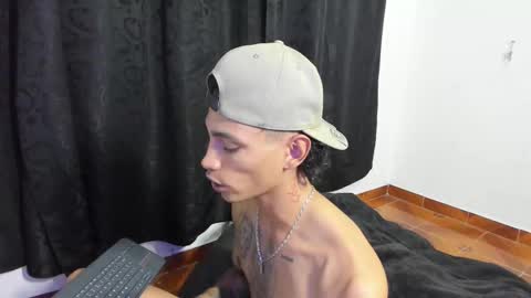 Snapshot of monkeyd_66 chatting on September 13, 2025, 1:38 am monkeyd_66 online show from September 13, 2025, 1:38 am