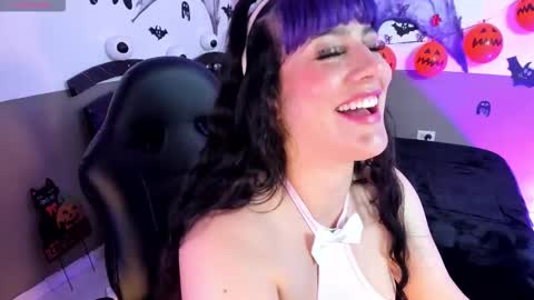 Lu online show from October 29, 2025, 5:10 am