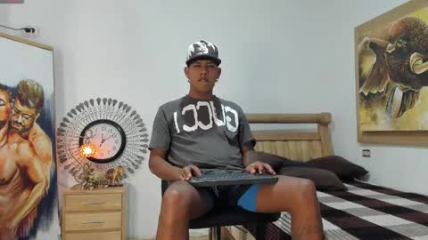 Snapshot of monsoon_the_best chatting on May 6, 2026, 2:40 am monsoon_the_best online show from May 6, 2026, 2:40 am