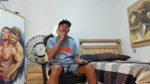 Snapshot of monsoon_the_best chatting on May 17, 2026, 5:20 pm monsoon_the_best online show from May 17, 2026, 5:20 pm