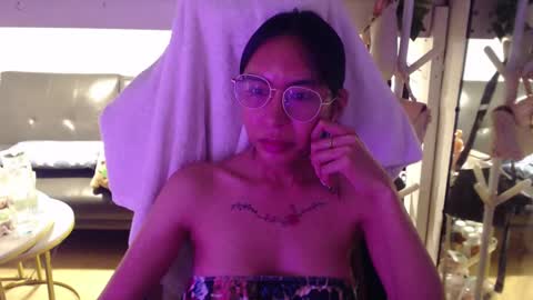 Snapshot of monstercockselfsuck chatting on December 3, 2024, 9:34 pm ELYSE A SIMPLE GIRL online show from December 3, 2024, 9:34 pm