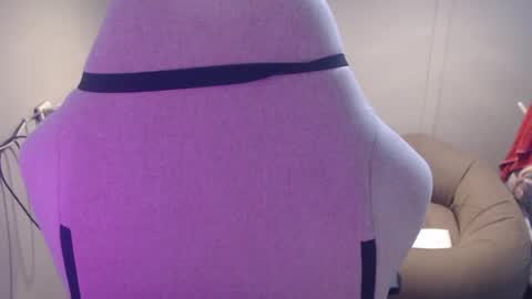 Snapshot of monstercockselfsuck chatting on January 23, 2025, 10:22 am ELYSE A SIMPLE GIRL online show from January 23, 2025, 10:22 am