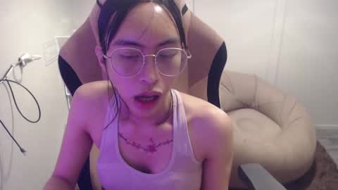 Snapshot of monstercockselfsuck chatting on January 26, 2025, 1:25 pm ELYSE A SIMPLE GIRL online show from January 26, 2025, 1:25 pm