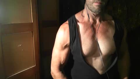 monsterdildos online show from December 14, 2024, 5:07 am