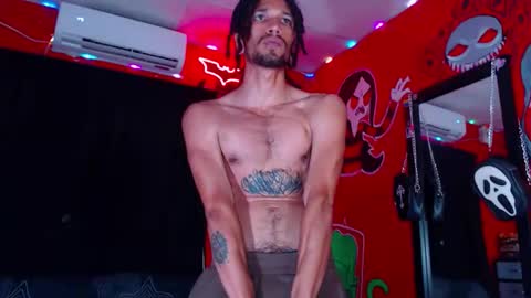 Snapshot of monsterdominationx chatting on October 28, 2025, 4:42 pm Xavier Rodriguez online show from October 28, 2025, 4:42 pm