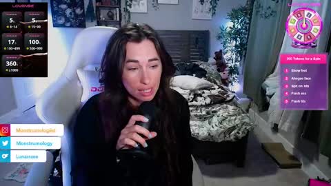 Lydia Mooney online show from February 7, 2025, 3:01 am