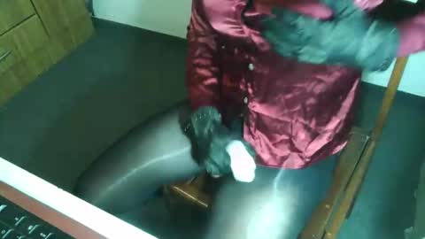 Sabrina online show from March 31, 2026, 5:35 pm