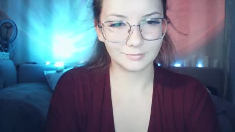 moodiemira online show from February 28, 2026, 7:48 pm