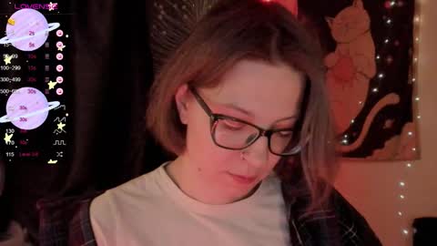 Roxy online show from November 18, 2025, 8:35 pm