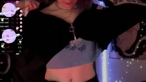 Roxy online show from April 2, 2026, 7:11 pm