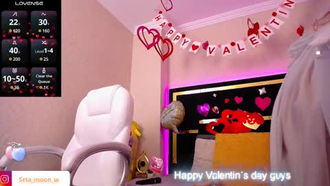 Snapshot of moon_water__ chatting on February 14, 2025, 2:23 pm Moon Water online show from February 14, 2025, 2:23 pm