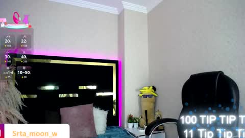 Snapshot of moon_water__ chatting on September 16, 2025, 11:44 am Moon Water online show from September 16, 2025, 11:44 am