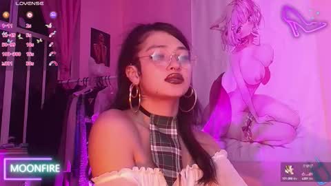 Snapshot of moonfiredance chatting on October 11, 2025, 5:17 am Nicky online show from October 11, 2025, 5:17 am