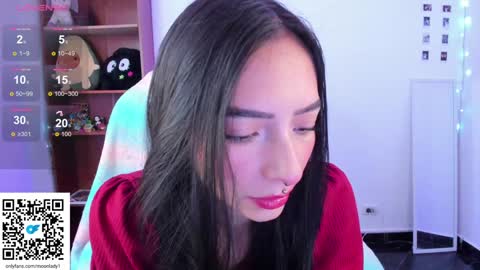 Snapshot of moonlady_ chatting on January 13, 2025, 9:52 pm MOON online show from January 13, 2025, 9:52 pm
