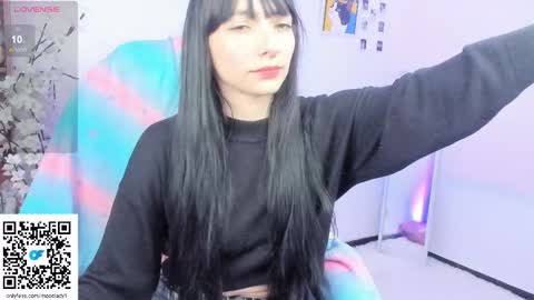 Snapshot of moonlady_ chatting on September 10, 2025, 2:33 am MOON online show from September 10, 2025, 2:33 am