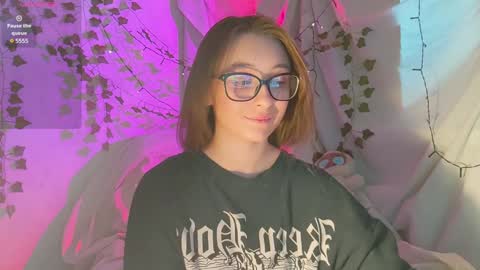 Snapshot of moonlight__lovers chatting on December 4, 2024, 9:07 am Dana online show from December 4, 2024, 9:07 am