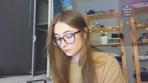 Snapshot of moonlight__lovers chatting on October 2, 2025, 8:27 pm Dana online show from October 2, 2025, 8:27 pm