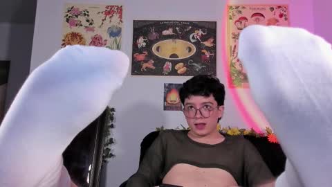 Clove online show from January 6, 2026, 3:21 am