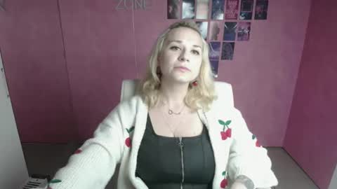 Susanna online show from May 9, 2026, 5:18 pm