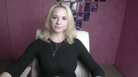 Susanna online show from May 11, 2026, 2:45 pm