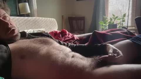 Snapshot of moony__ chatting on February 12, 2026, 4:35 pm Moon online show from February 12, 2026, 4:35 pm