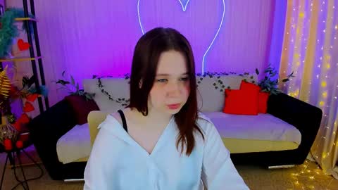 Charli online show from May 25, 2026, 11:16 am