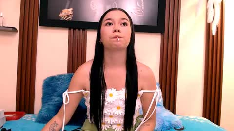 alexia online show from September 12, 2025, 7:14 pm