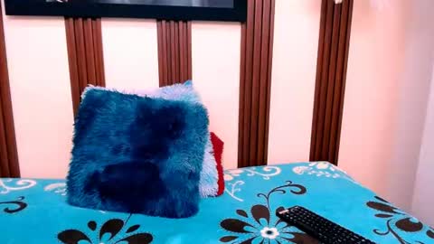 alexia online show from June 10, 2026, 6:51 pm