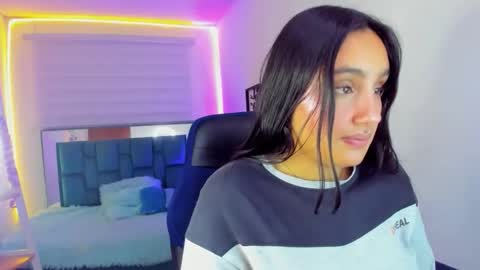 morena_rodriguez_9 online show from September 10, 2025, 3:17 am