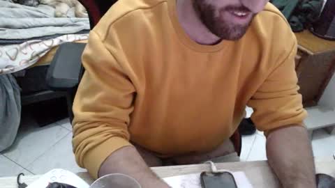 alejo online show from November 18, 2025, 9:52 pm