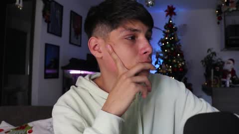 Snapshot of morgan_hiller chatting on December 3, 2024, 5:55 pm   online show from December 3, 2024, 5:55 pm