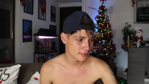 Snapshot of morgan_hiller chatting on December 3, 2024, 9:01 pm   online show from December 3, 2024, 9:01 pm