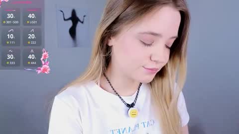 Snapshot of morganbirsner chatting on November 14, 2025, 3:22 pm Mary3 online show from November 14, 2025, 3:22 pm