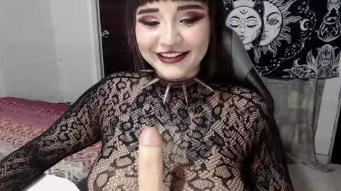 Morgan Moon online show from September 8, 2025, 8:41 pm