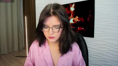 mori online show from September 17, 2025, 1:46 pm