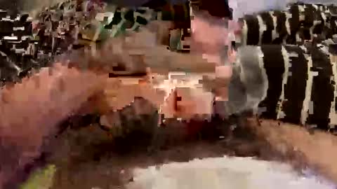 Henry online show from November 25, 2025, 8:31 pm