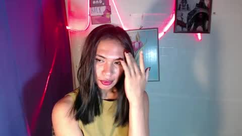 Snapshot of mouiline_rouge69 chatting on February 13, 2025, 1:50 am mouiline_rouge69 online show from February 13, 2025, 1:50 am