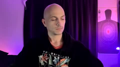 mount_vesuvius online show from November 24, 2025, 11:32 am