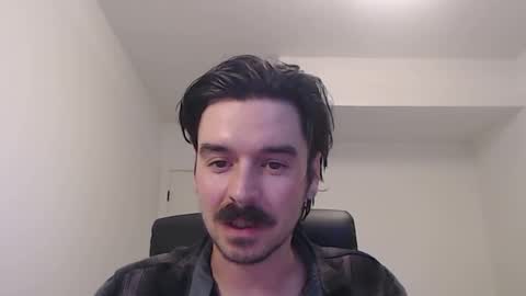 Snapshot of moustachematt chatting on June 3, 2026, 2:03 am moustachematt online show from June 3, 2026, 2:03 am