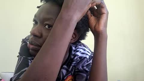 Mouthymiss online show from November 11, 2025, 7:08 am