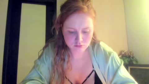 Eva  online show from January 6, 2025, 12:37 am