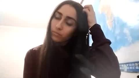 Snapshot of mozellesoomaroo chatting on November 24, 2025, 7:13 pm Karla online show from November 24, 2025, 7:13 pm