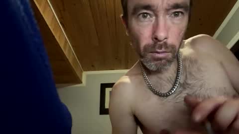 Snapshot of mr_a420 chatting on January 10, 2026, 10:28 am mr_a420 online show from January 10, 2026, 10:28 am