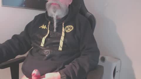 Snapshot of mr_boombastic2021 chatting on March 1, 2025, 10:13 am mr_boombastic2021 online show from March 1, 2025, 10:13 am