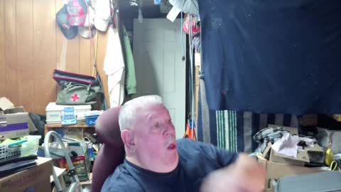 mr_canoe_licker_69 online show from December 7, 2024, 1:40 pm