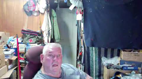mr_canoe_licker_69 online show from December 13, 2024, 8:37 pm