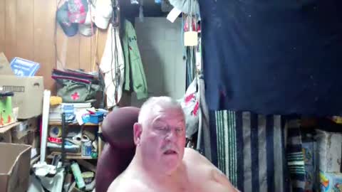 mr_canoe_licker_69 online show from December 15, 2024, 8:25 pm