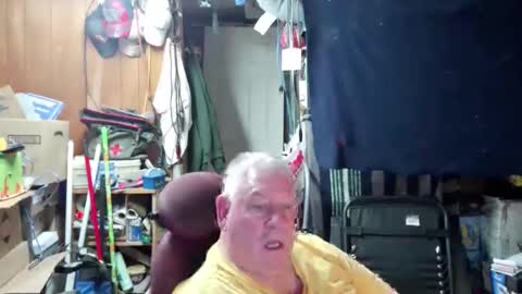 mr_canoe_licker_69 online show from December 19, 2024, 8:23 pm